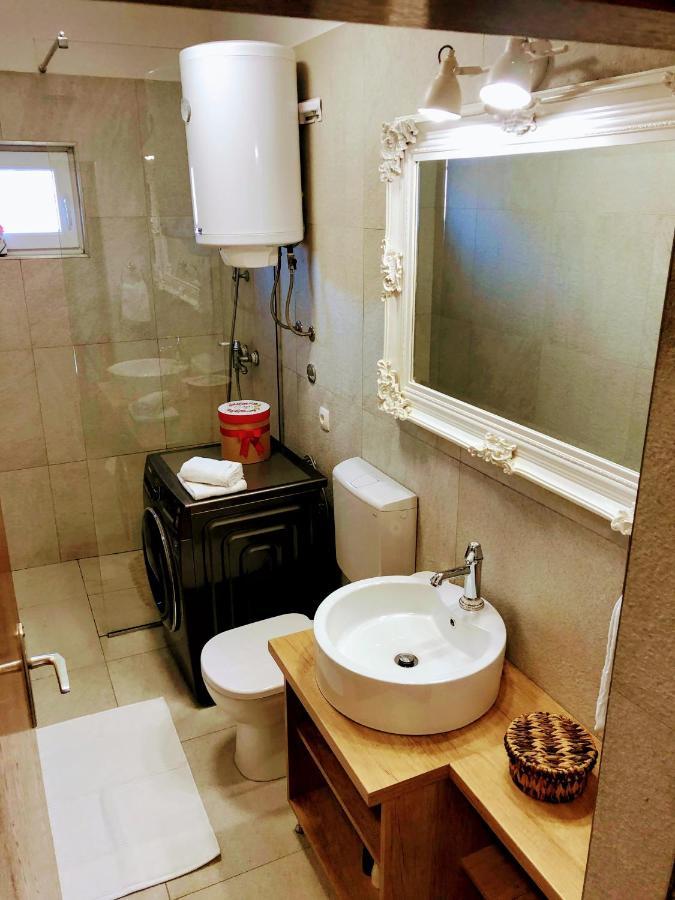 Villa Marie With Pool, Two Bedrooms For 4+2Kids Cavoglave Dış mekan fotoğraf