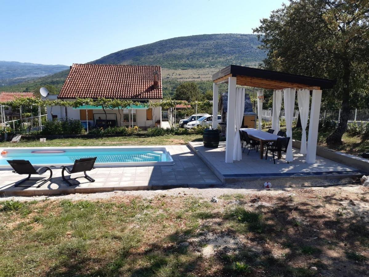 Villa Marie With Pool, Two Bedrooms For 4+2Kids Cavoglave Dış mekan fotoğraf