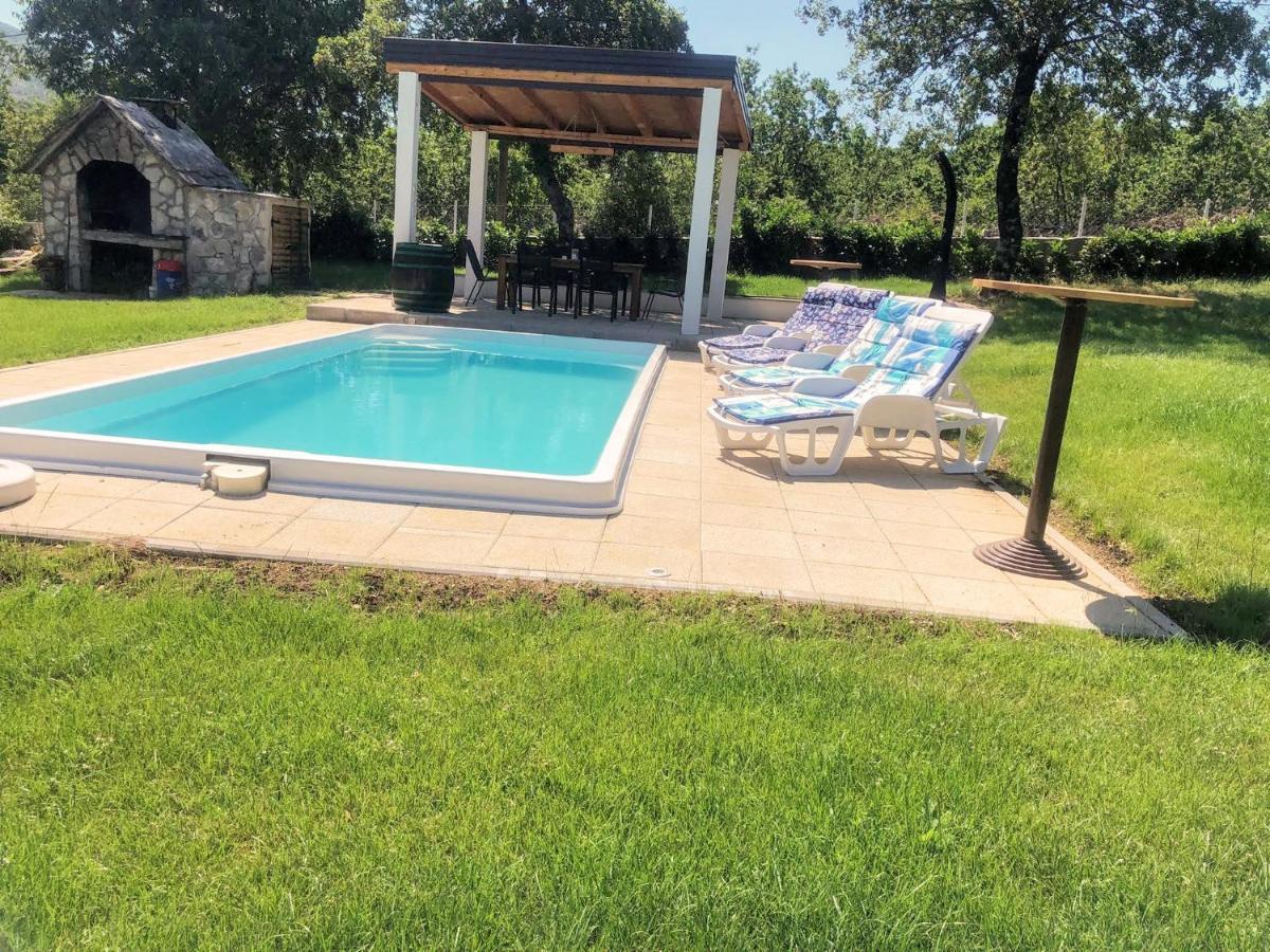 Villa Marie With Pool, Two Bedrooms For 4+2Kids Cavoglave Dış mekan fotoğraf
